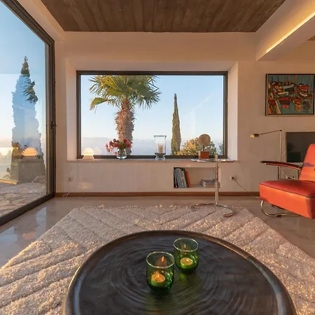 Pabellon De Miramar * Пунтагорда